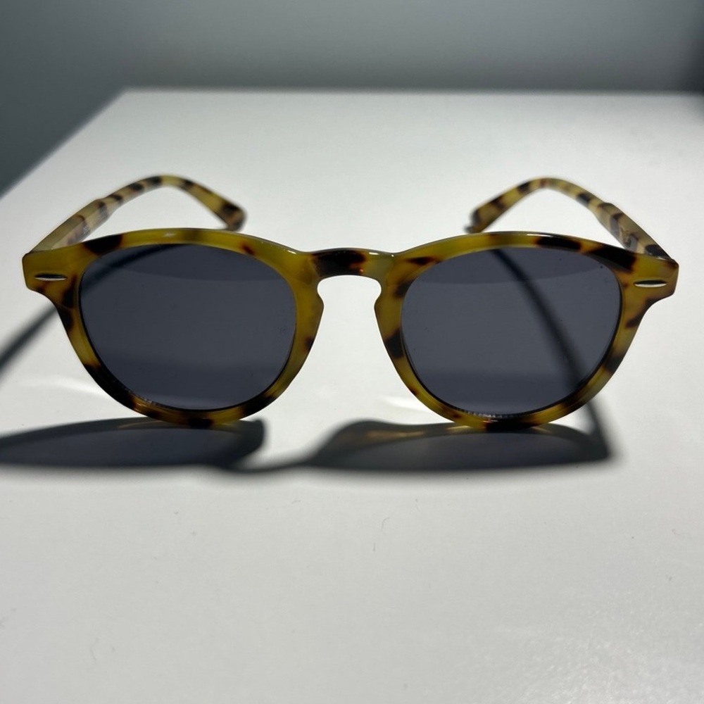 Women’s Tortiseshell Sunglasses